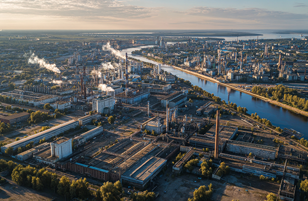 Featured-card-Industrial-Spray-Applications-Back-to-Overview-612x400.png